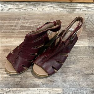 Women's Dansko Burgundy Leather Sandals